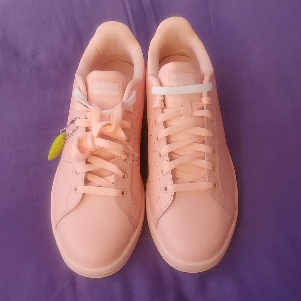 **SOLD** Gorgeous Light Pink Adidas Neo Sneakers